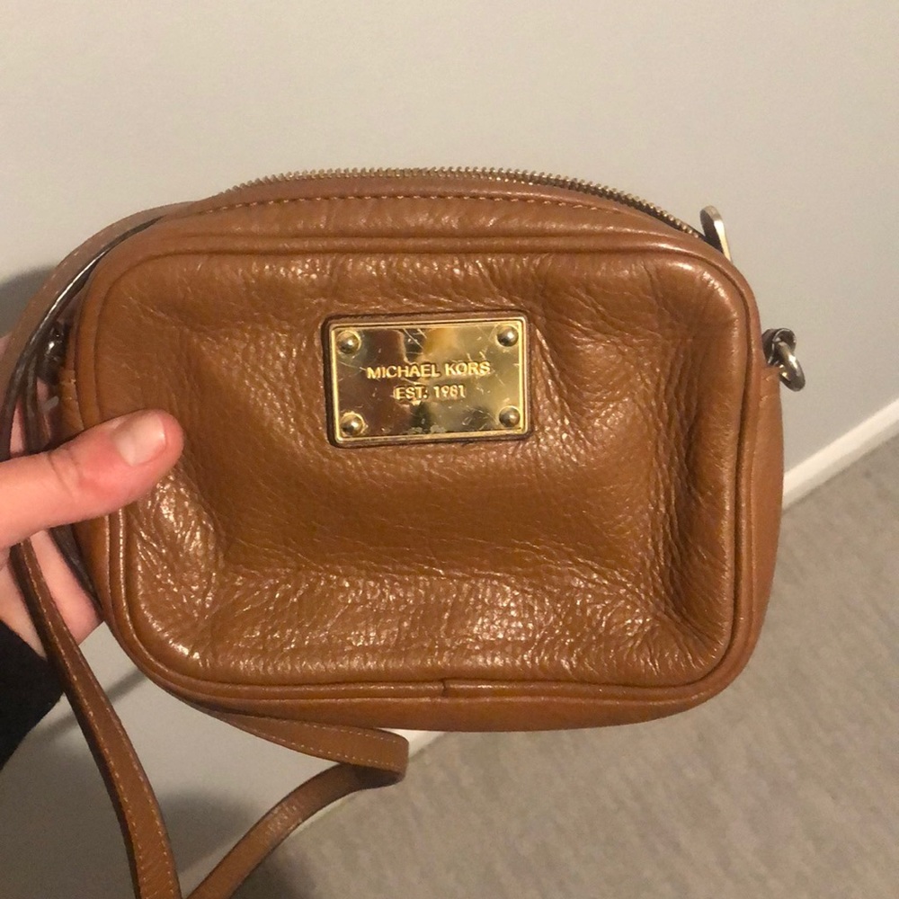 Small Michael Kors cross body purse